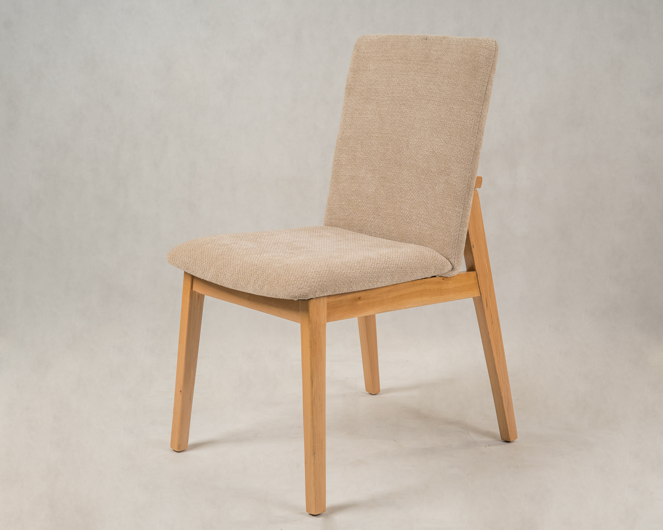 صندلی تیارا - نمای اصلی