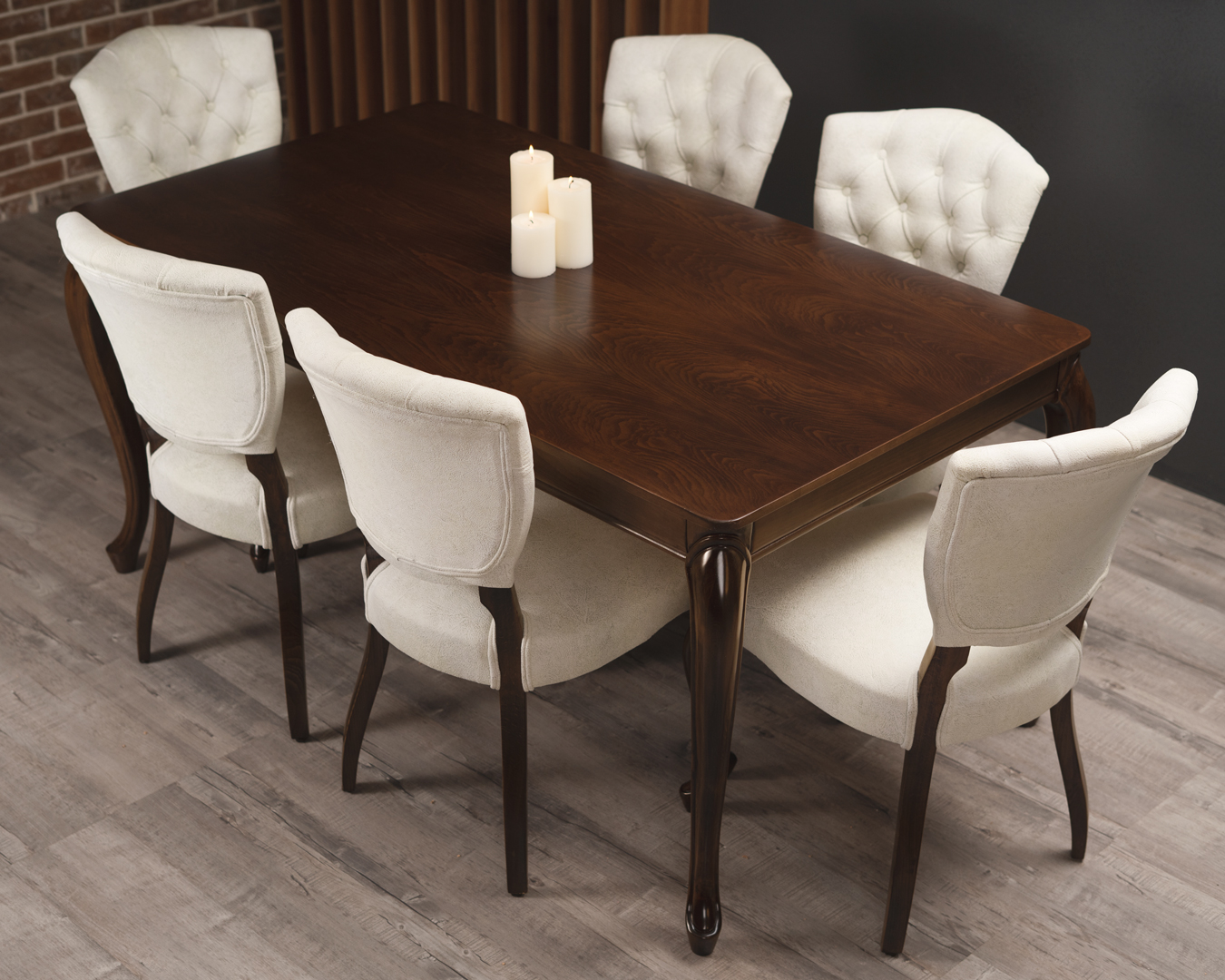 صندلی مونالیزا - نمای اصلی