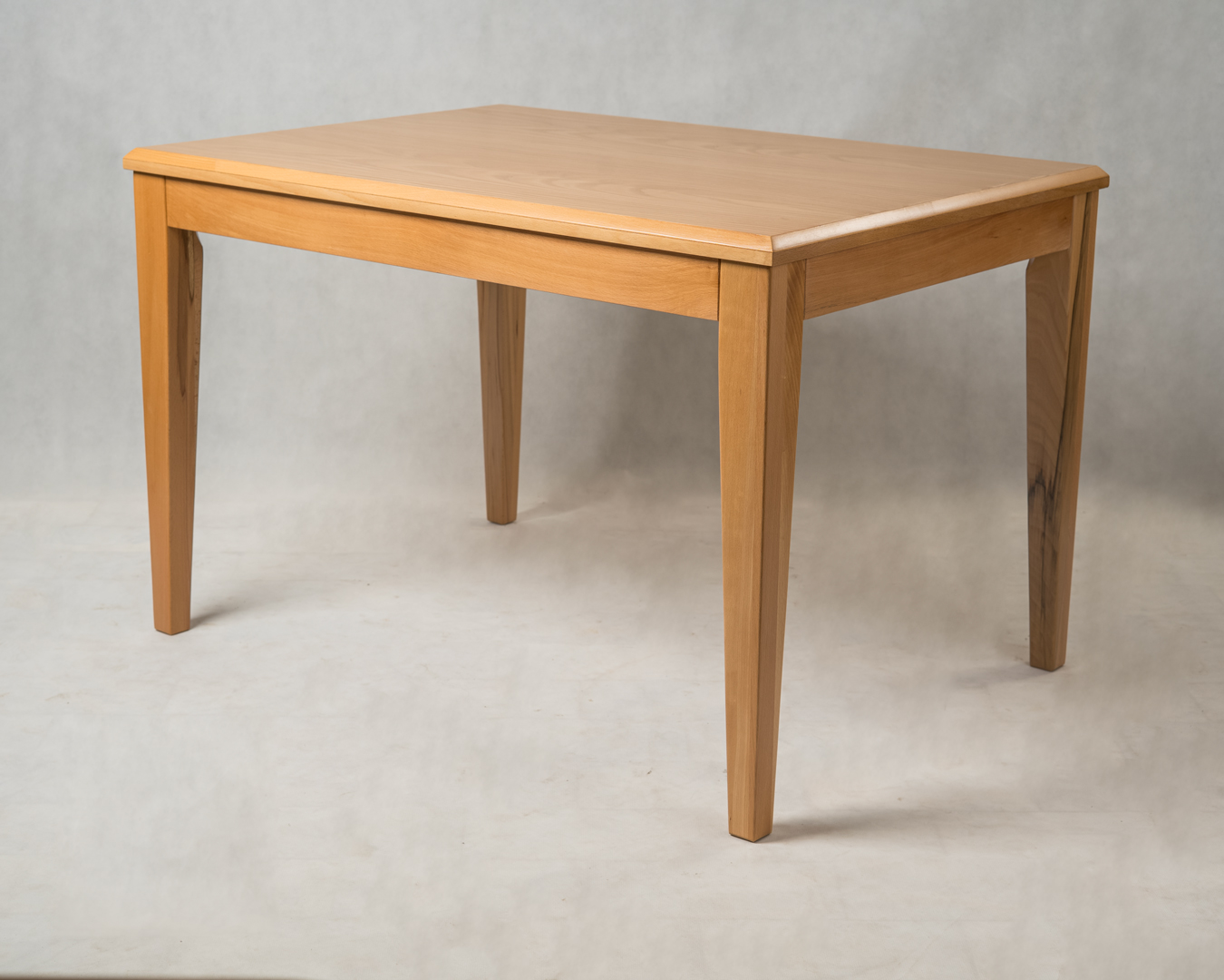 میز ناهارخوری تارا - نمای اصلی